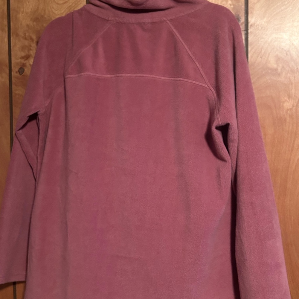 Calvin Klein Pull Over - image 2